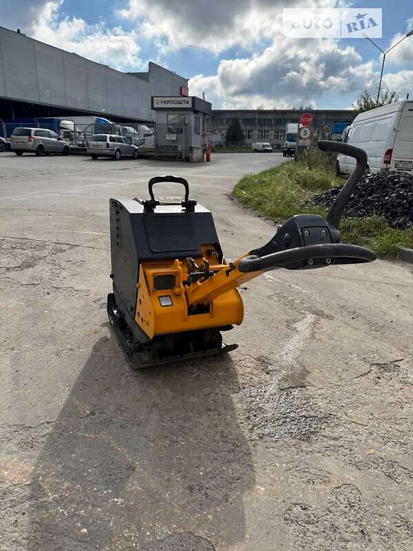 Трамбовщик (Вибронога) Bomag BPR 2012 в Львове