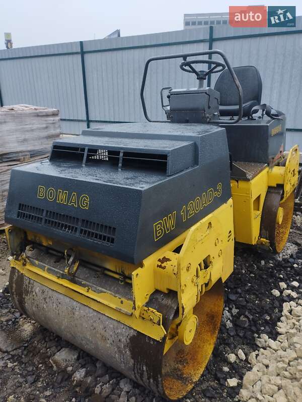 Дорожній каток Bomag BW-120AD 1998 в 
