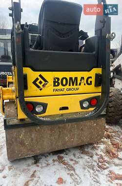 Дорожній каток Bomag BW-120AD 2015 в Львові