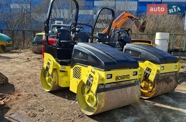 Дорожній каток Bomag BW-120AD 2010 в Львові