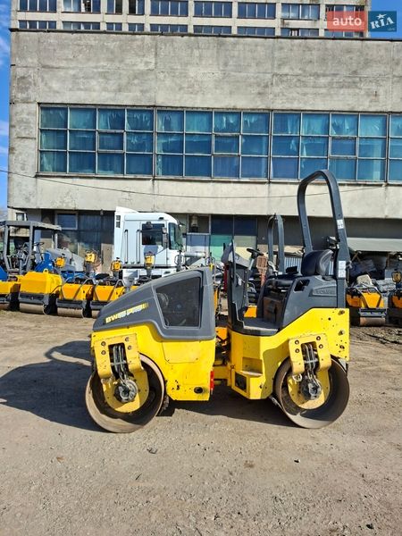 Дорожній каток Bomag BW-120AD 2015 в Львові