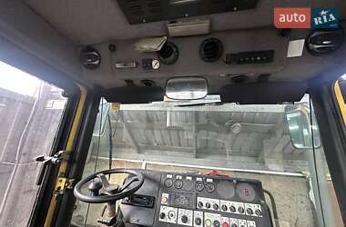 Дорожній каток Bomag BW 174AD 2005 в Броварах