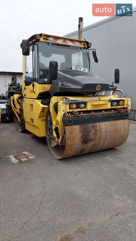 Дорожный каток Bomag BW 174AD 2010 в Белой Церкви