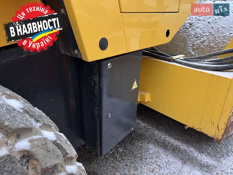 Каток ґрунтовий Bomag BW 216 D-4 1998 в Києві