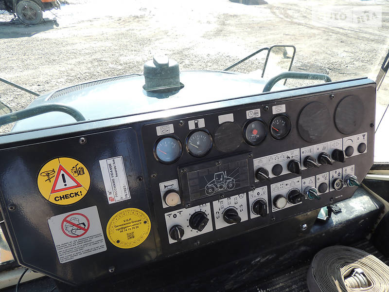Дорожный каток Bomag BW 2004 в Тернополе