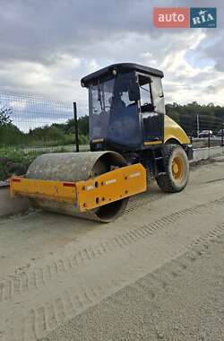 Каток грунтовый Bomag BW 2003 в Львове