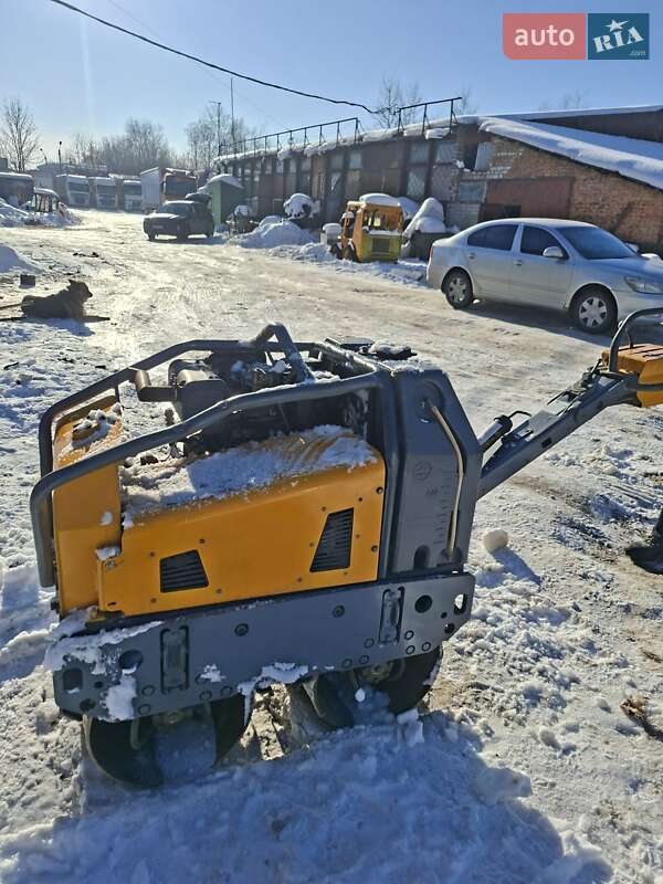 Дорожный каток Bomag BW 2018 в Львове