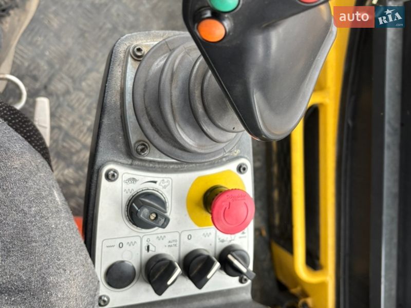 Каток грунтовый Bomag BW 2014 в Львове фото 11 Каток грунтовый Bomag BW 2014 в Львове