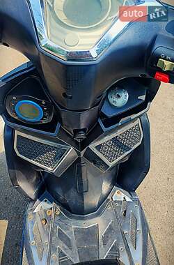 Скутер Bravis Hawk matt 2018 в 