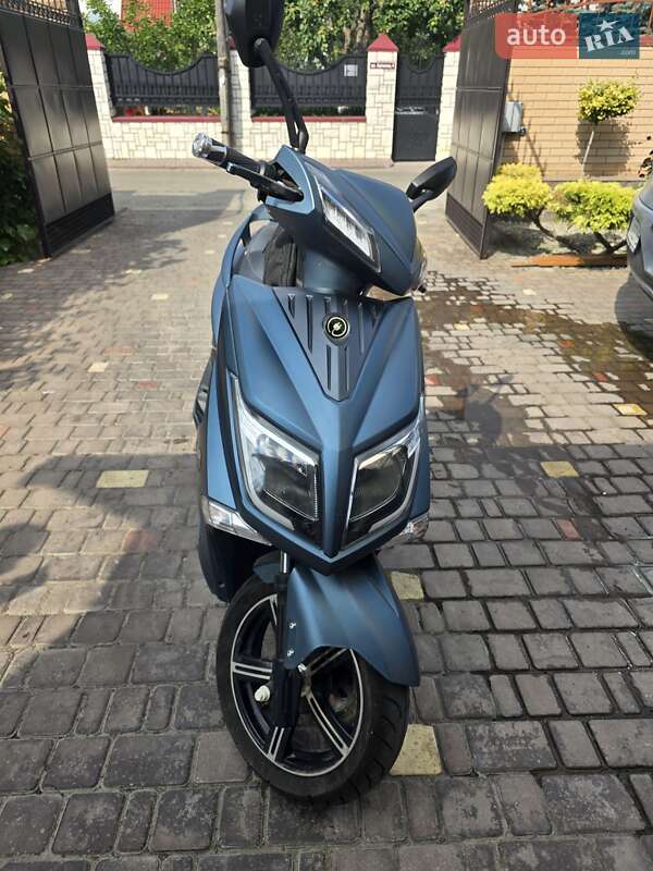 Bravis Hawk matt 2019