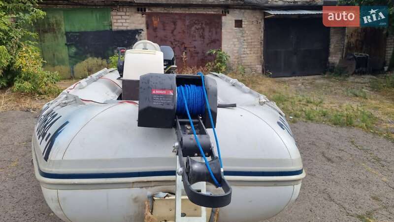 Човен BRIG B420 2008 в Кривому Розі