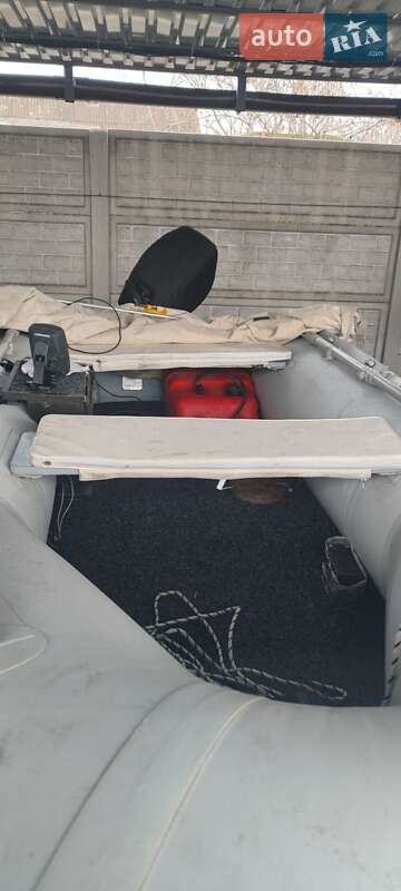 Лодка BRIG F360 2008 в Кривом Роге