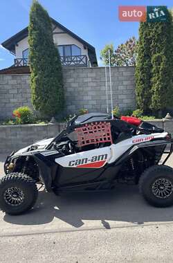 Мотовездеход BRP Can Am 2018 в 
