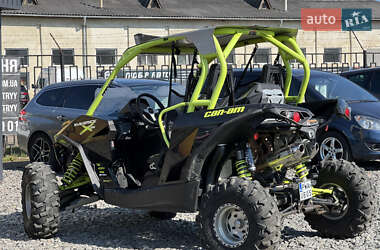 Мотовездеход BRP Can Am 2016 в 