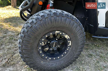 Квадроцикл спортивний BRP Can Am 2014 в 