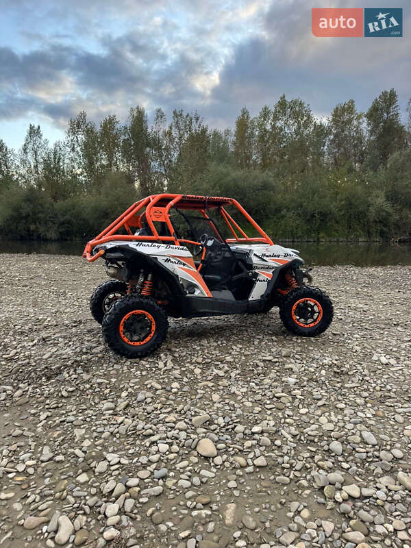 Квадроцикл  утилитарный BRP Can Am 2016 в Хусте