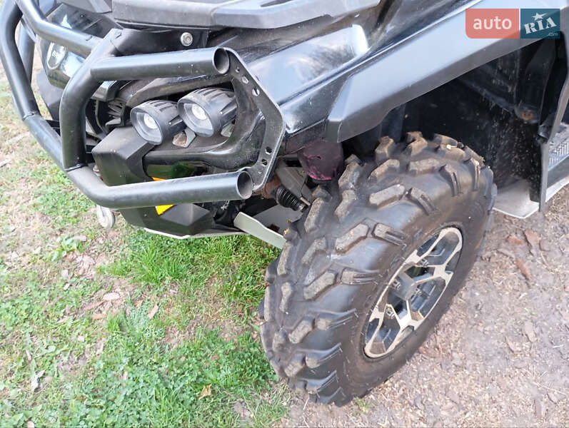 Квадроцикл утилітарний BRP Can Am 2015 в Чернігові