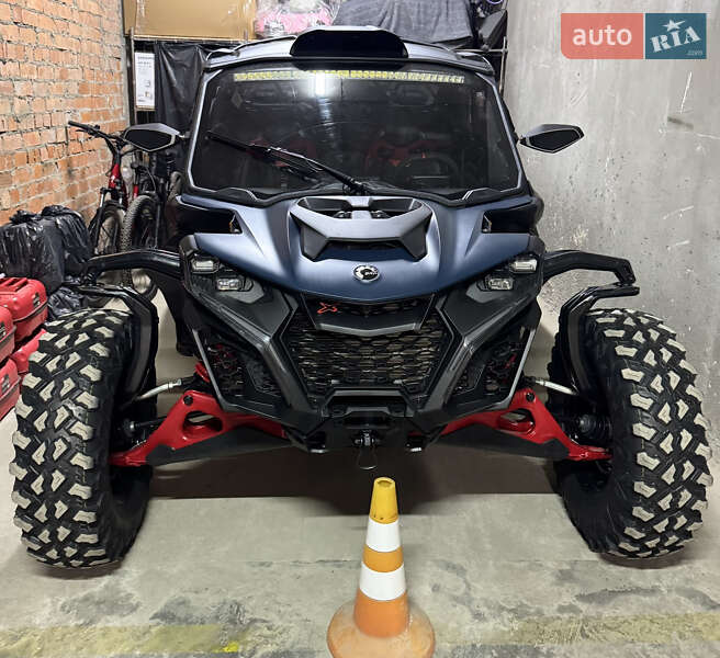 Мотовездеход BRP Can Am 2025 в Каменец-Подольском фото 2 Мотовездеход BRP Can Am 2025 в Каменец-Подольском