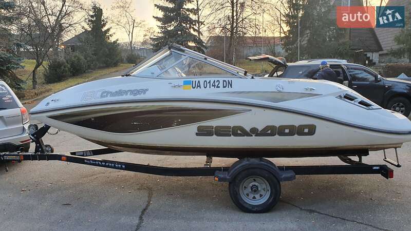 Катер BRP Challenger 2007 в Киеве