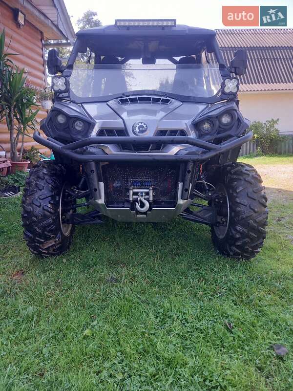Мотовездеход BRP Commander 2011 в Ивано-Франковске