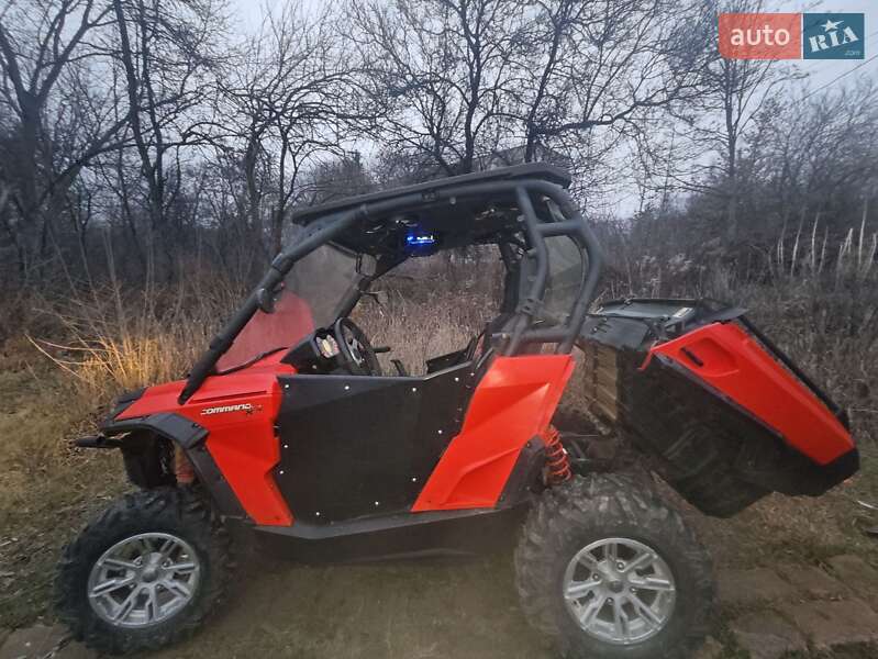 Квадроцикл  утилитарный BRP Commander 2014 в Днепре