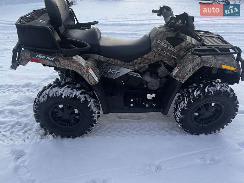 Квадроцикл  утилитарный BRP Commander 2011 в Ружине