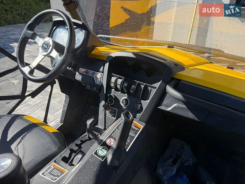 Квадроцикл  утилитарный BRP Commander 2012 в Виннице