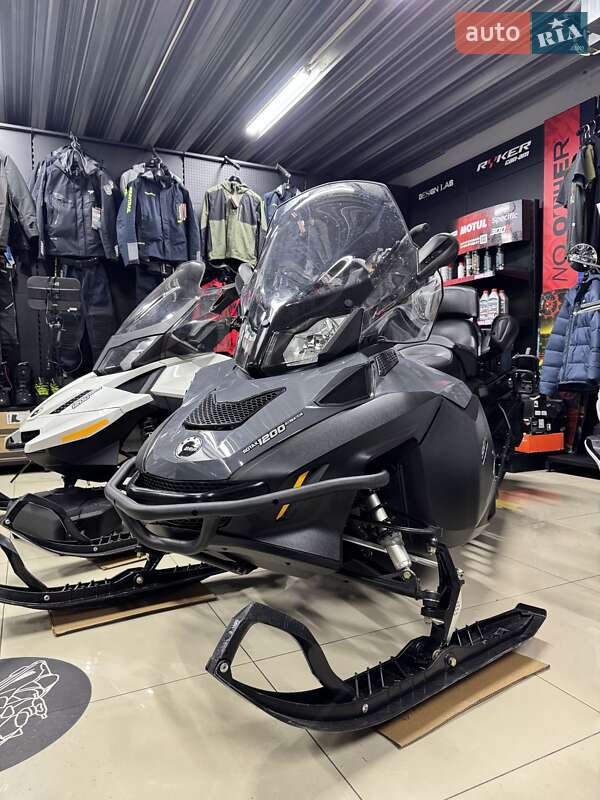 Снегоходы для охоты и рыбалки BRP Expedition 2018 в Львове