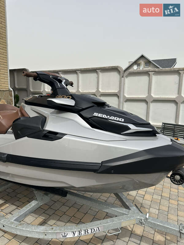 Гідроцикл туристичний BRP GTX 2019 в Дніпрі