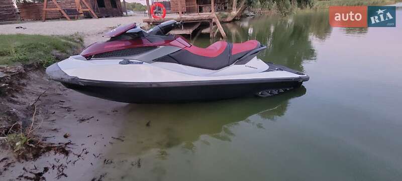 Гидроцикл туристический BRP GTX 2010 в 