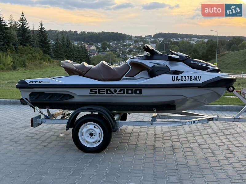 Гидроцикл туристический BRP GTX 2018 в Тернополе фото 5 Гидроцикл туристический BRP GTX 2018 в Тернополе