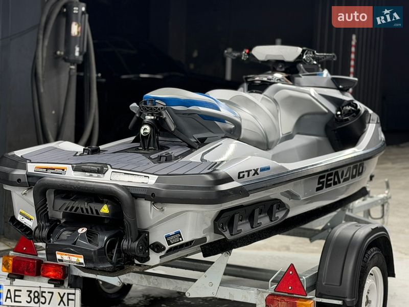 Гідроцикл туристичний BRP GTX 2020 в Дніпрі фото 4 Гідроцикл туристичний BRP GTX 2020 в Дніпрі