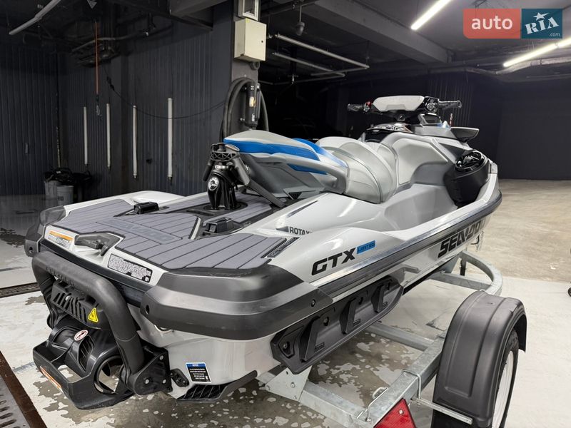 Гідроцикл туристичний BRP GTX 2020 в Дніпрі фото 9 Гідроцикл туристичний BRP GTX 2020 в Дніпрі