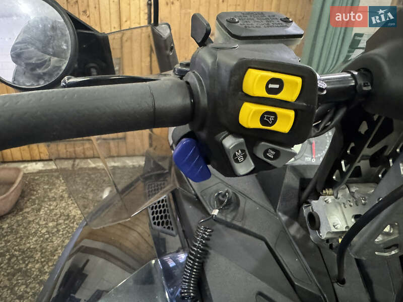 Снегоходы для охоты и рыбалки BRP Lynx 2011 в Киеве