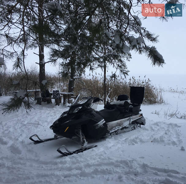 Снегоходы для охоты и рыбалки BRP Lynx 2011 в Киеве