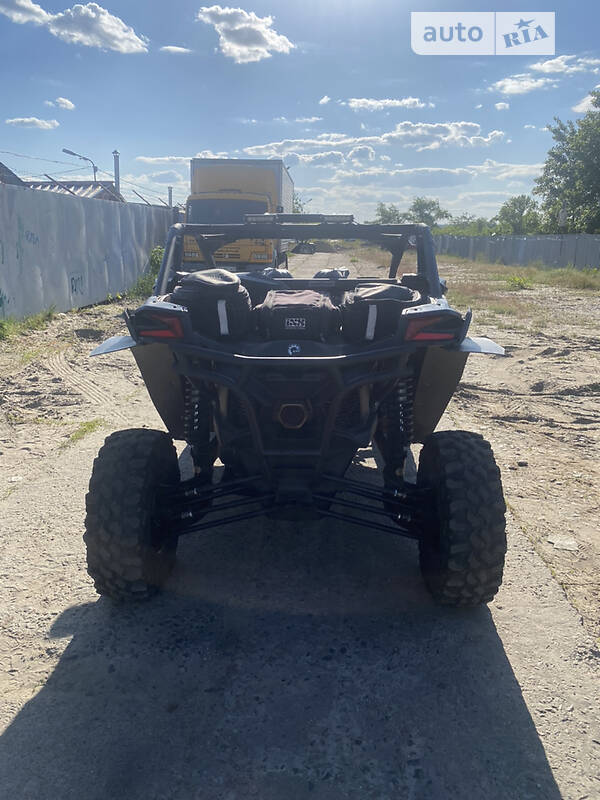 Квадроцикл спортивный BRP Maverick X3 2017 в Киеве