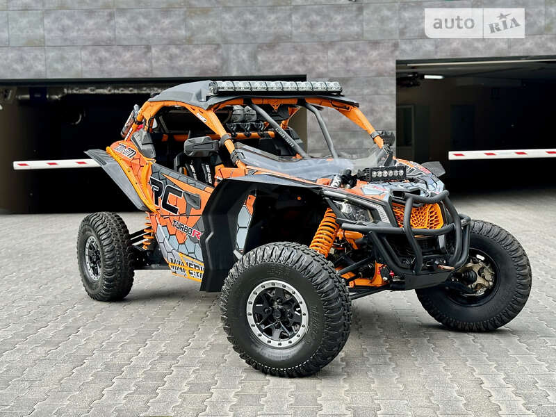 Квадроцикл спортивный BRP Maverick X3 2020 в Киеве