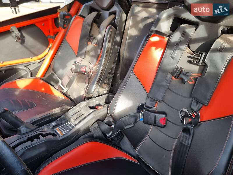 Квадроцикл утилітарний BRP Maverick X3 2017 в Києві