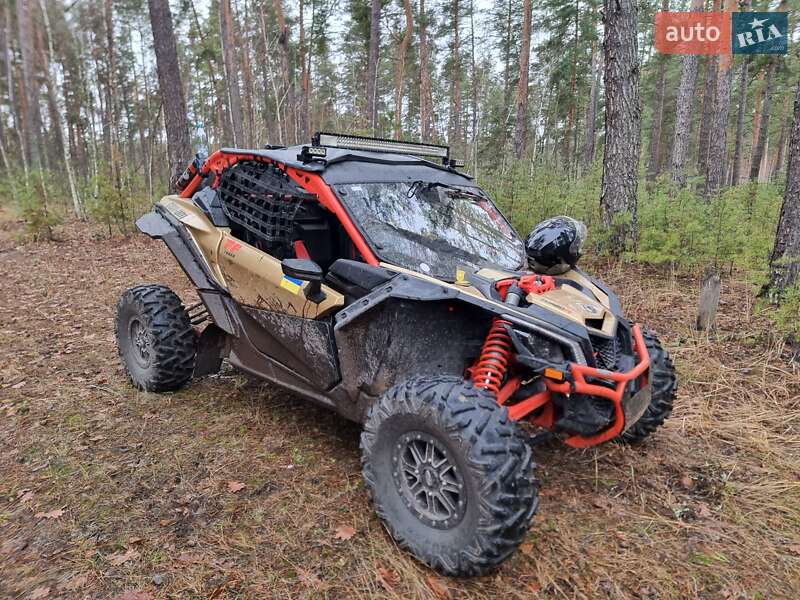 Квадроцикл утилітарний BRP Maverick X3 2017 в Києві