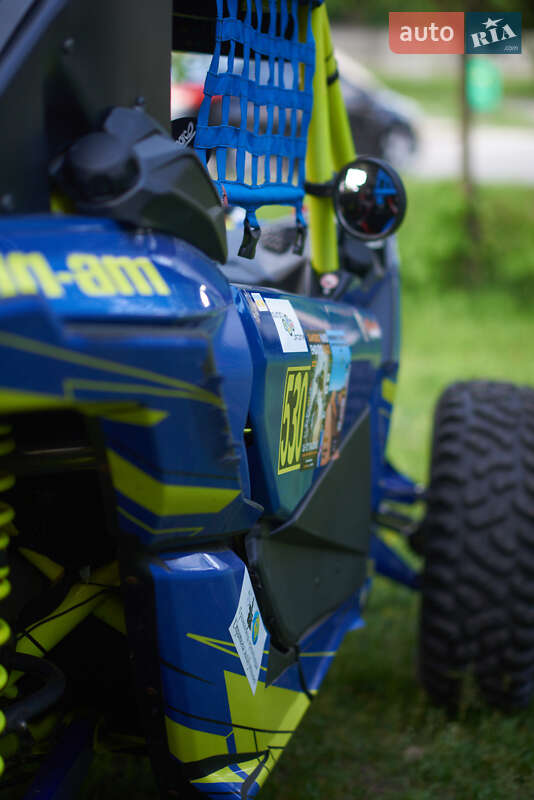 Мотовездеход BRP Maverick X3 2020 в Киеве фото 41 Мотовездеход BRP Maverick X3 2020 в Киеве