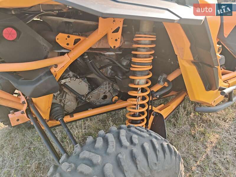 Квадроцикл  утилитарный BRP Maverick X3 2020 в Запорожье