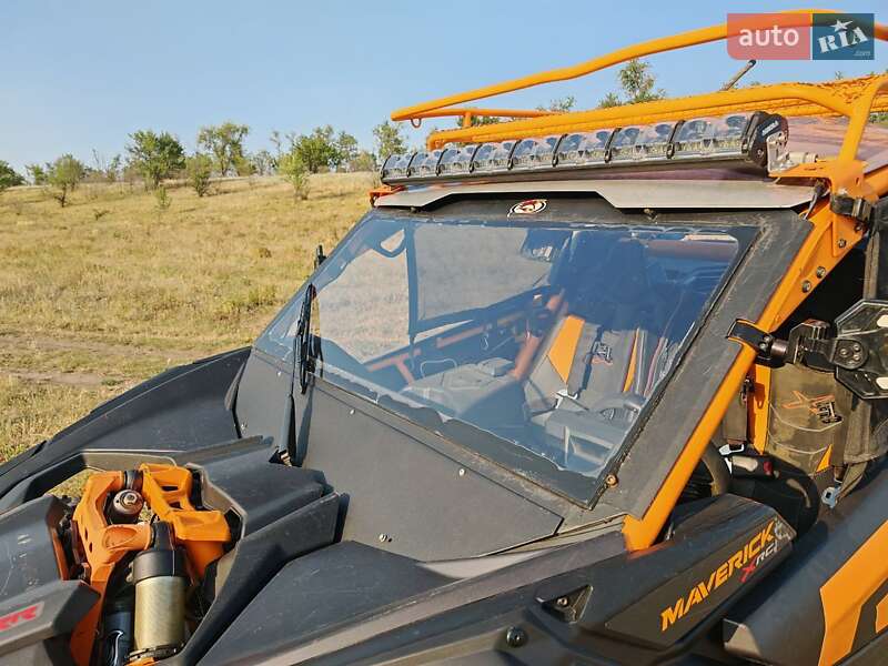 Квадроцикл  утилитарный BRP Maverick X3 2020 в Запорожье