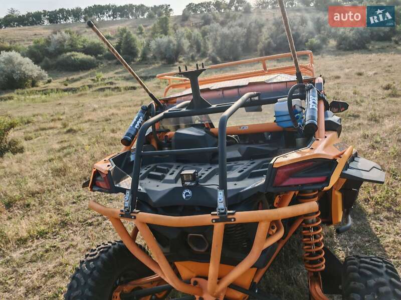 Квадроцикл  утилитарный BRP Maverick X3 2020 в Запорожье