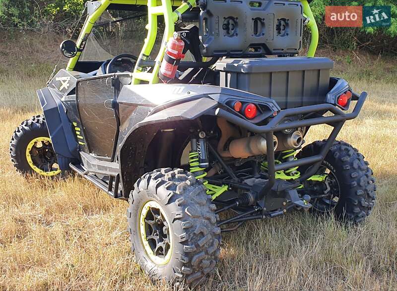 Квадроцикл  утилитарный BRP Maverick 2015 в Кривом Роге
