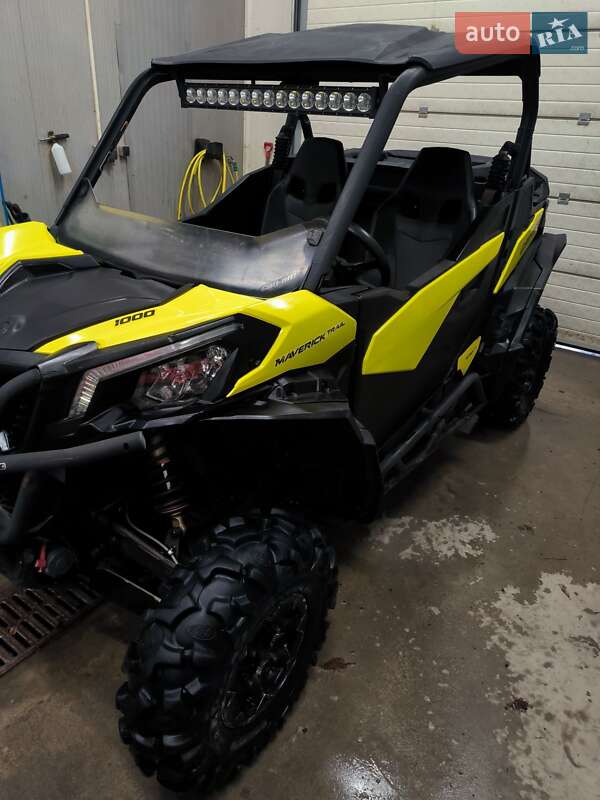 Мотовездеход BRP Maverick 2018 в Львове