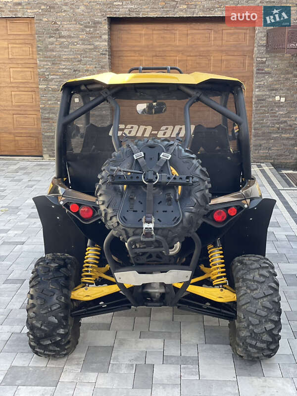 Квадроцикл  утилитарный BRP Maverick 2016 в Виноградове