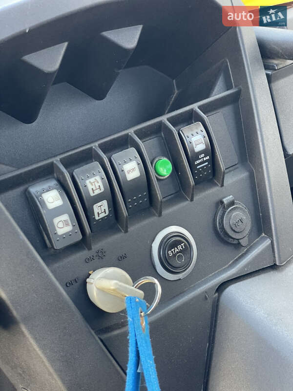 Квадроцикл  утилитарный BRP Maverick 2016 в Виноградове