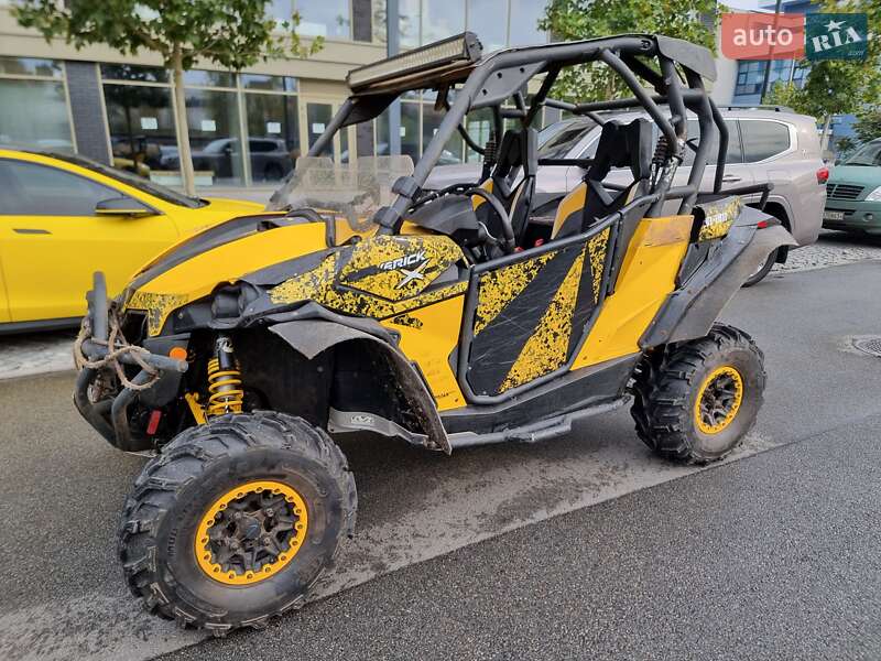 Квадроцикл  утилитарный BRP Maverick 2013 в Киеве