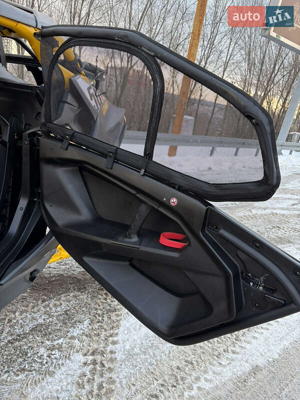 Мотовсюдиход BRP Maverick 2024 в Дніпрі