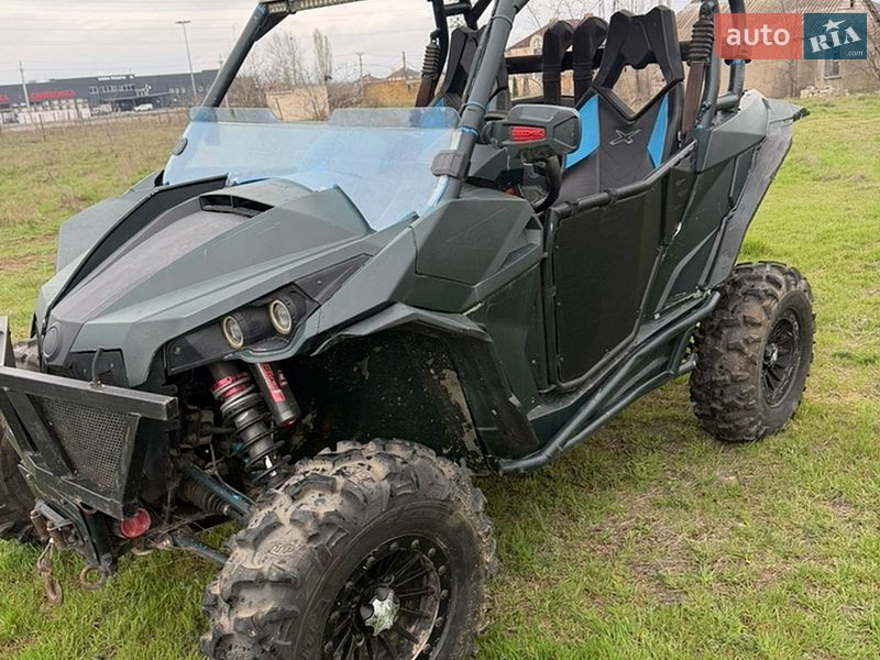Мотовездеход BRP Maverick 2014 в Николаеве